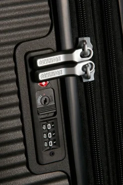American Tourister Soundbox Spinner 67