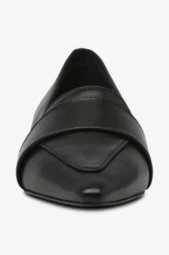 Apair Loafers