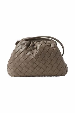 BOW19 Details Vesken Dumpling Bag Braided