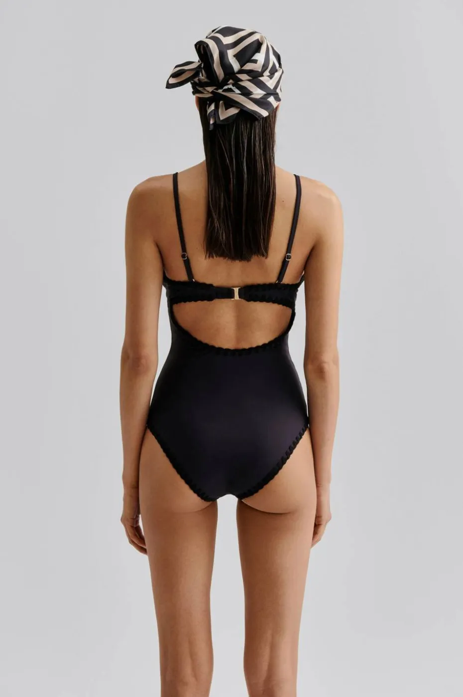 By Malina Badedrakt Nila V-neck Crochet Trimmed