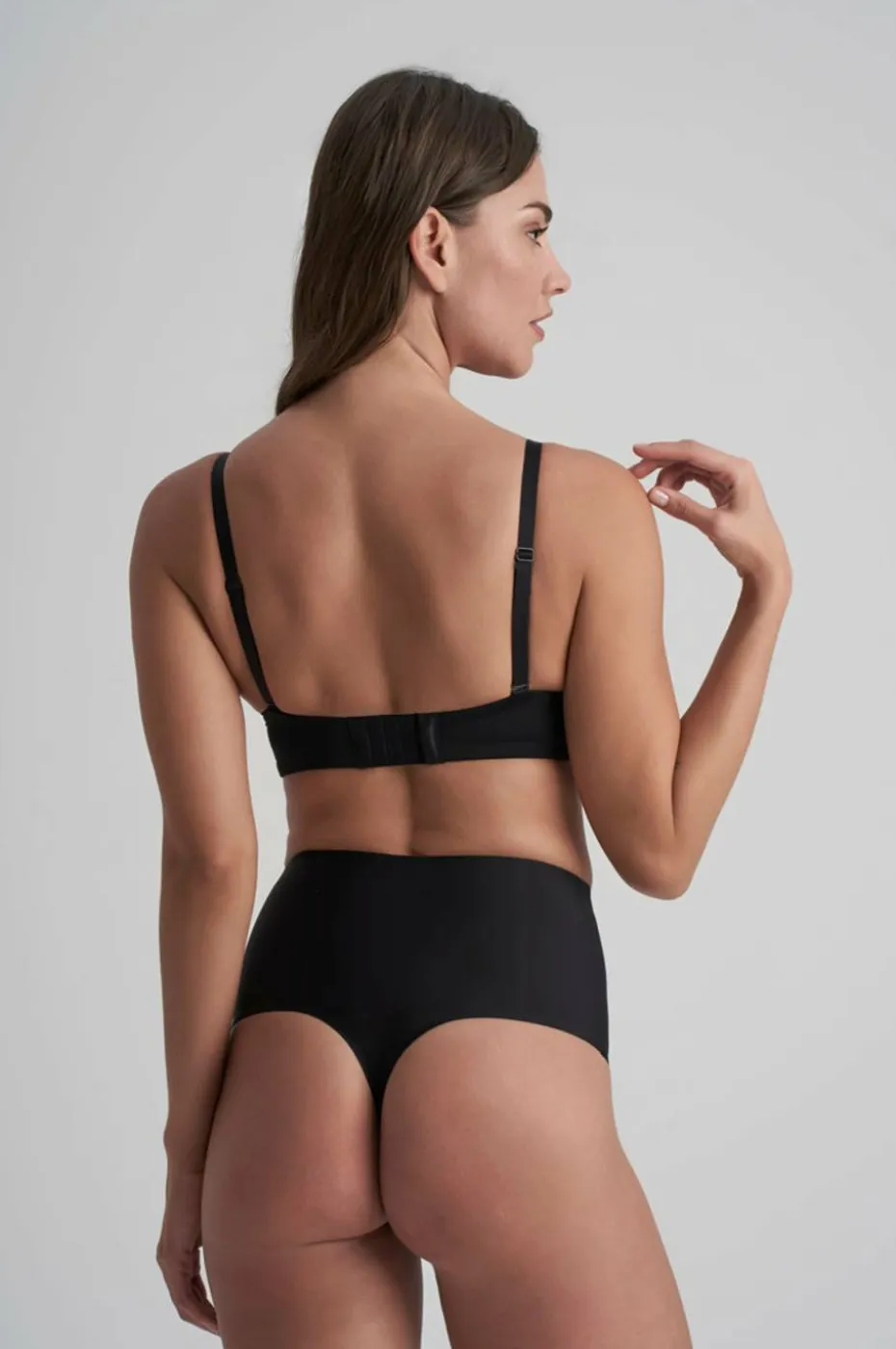 Bye Bra Shapingtruse Waist Control Thong | Beige - firm support