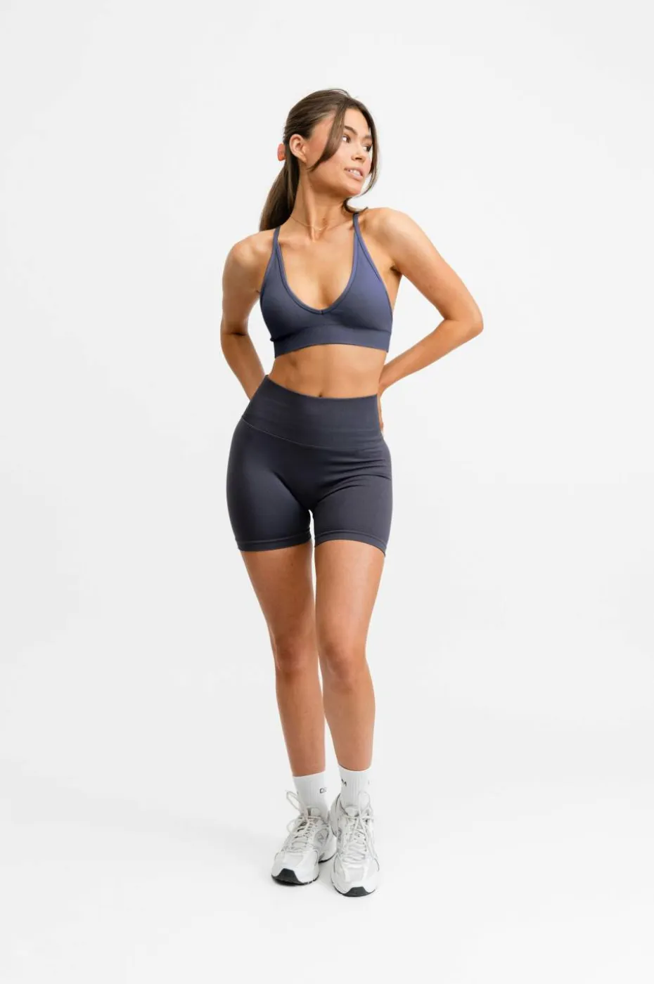 Drop Of Mindfulness Sports-BH Seamless V Shape