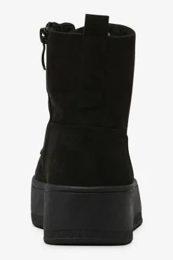 Duffy Boots