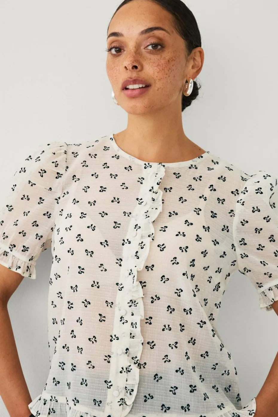 Ellos Collection Bluse med volanger