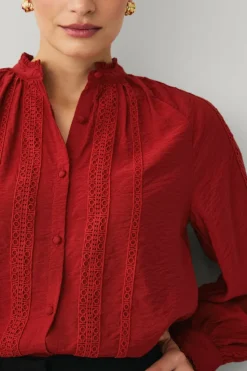 Ellos Collection Bluse med blondedetaljer