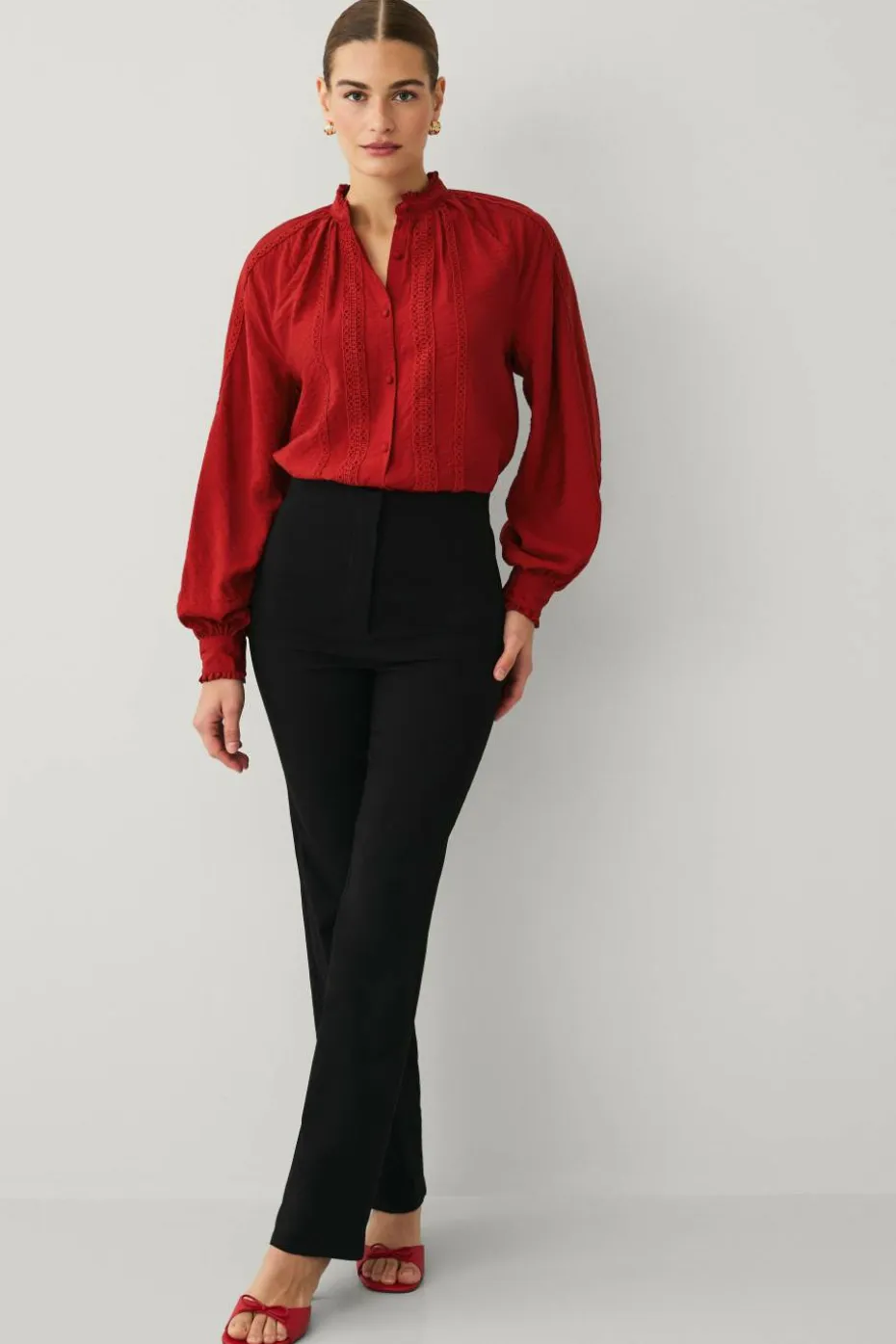 Ellos Collection Bluse med blondedetaljer