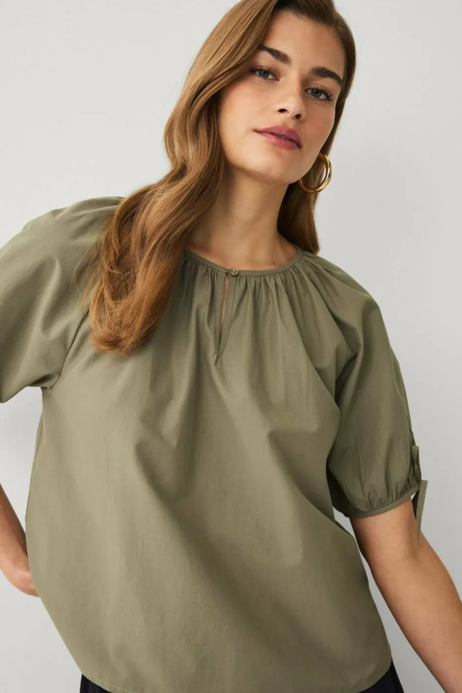 Ellos Collection Bluse med nøkkelhulsåpning