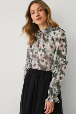 Ellos Collection Bluse med volanger