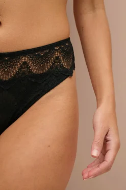 Ellos Collection Brodert stringtruse