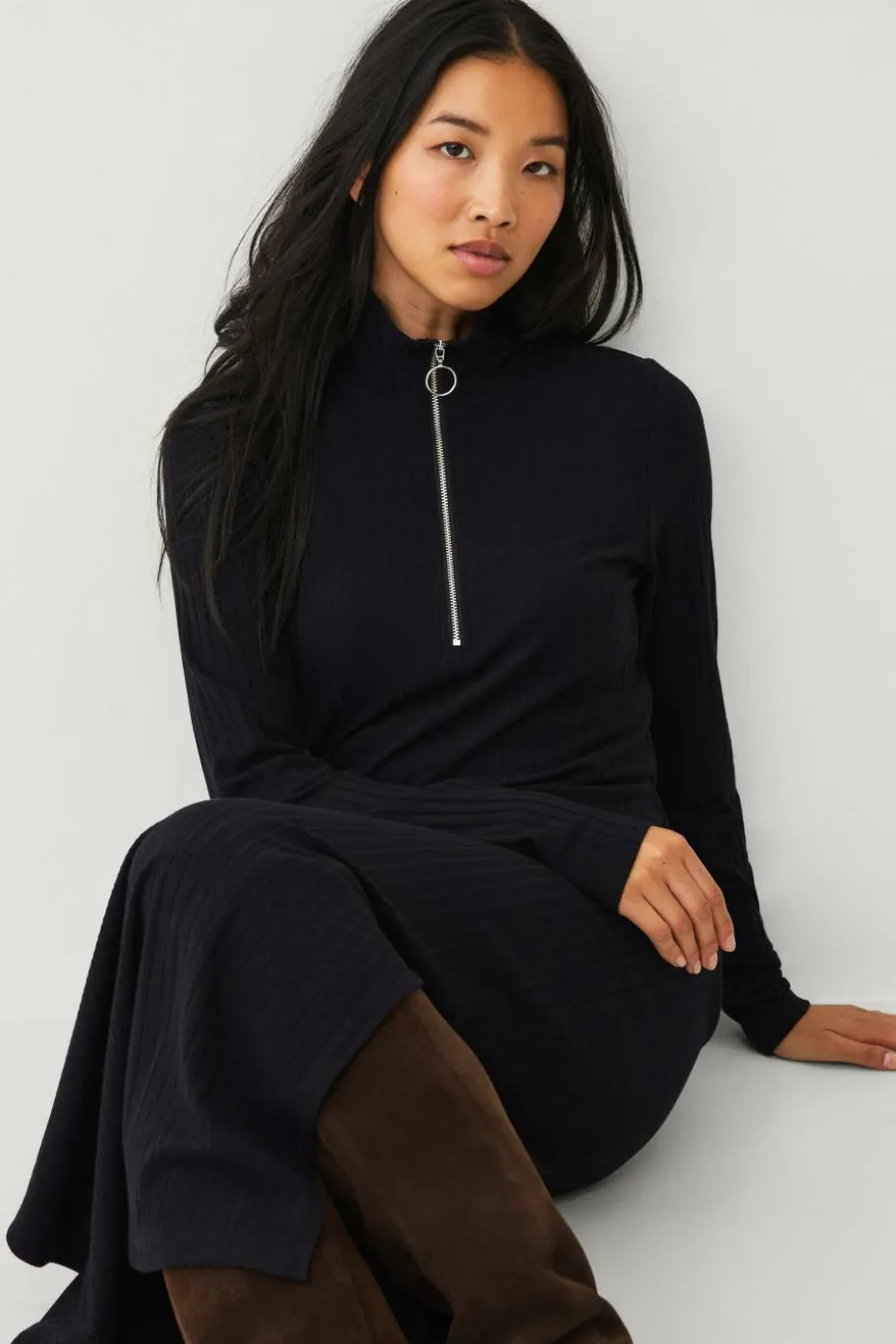 Ellos Collection Ribbestrikket kjole med halv halfzip