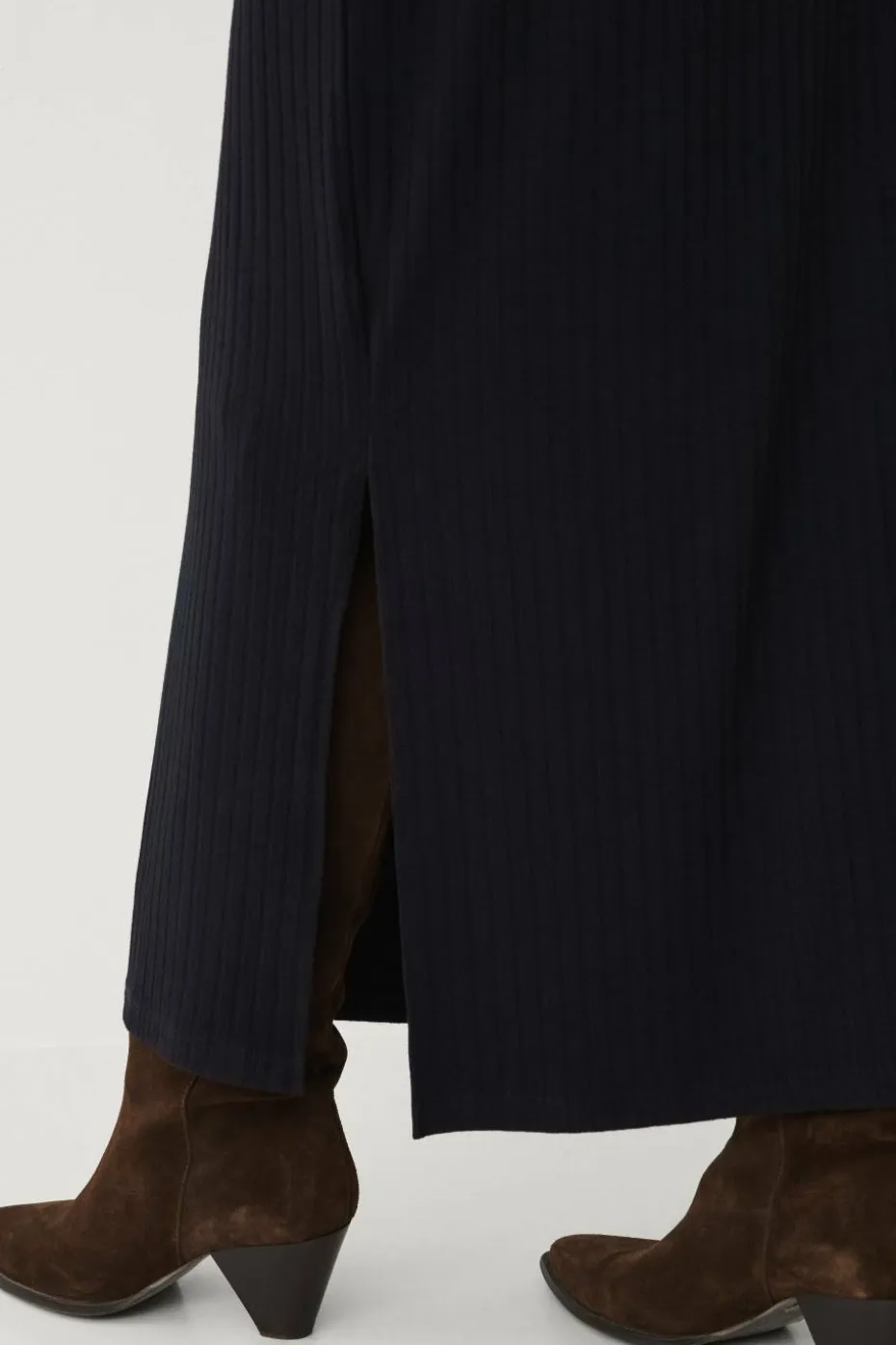 Ellos Collection Ribbestrikket kjole med halv halfzip