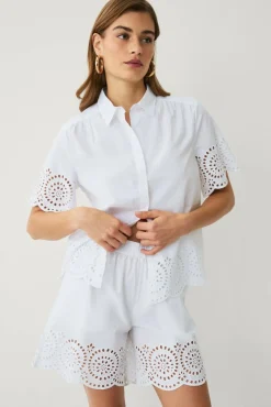 Ellos Collection Shorts med broderie anglaise
