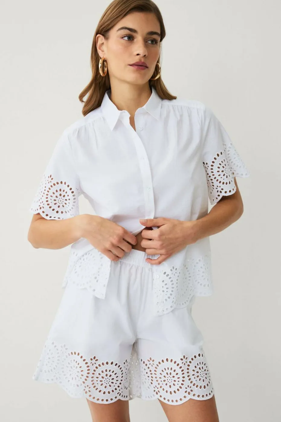 Ellos Collection Shorts med broderie anglaise