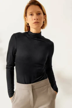 Ellos Collection Strikket topp i viskose med turtleneck