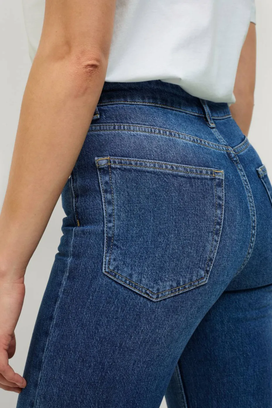 Ellos Collection Utsvingte jeans med høy midje