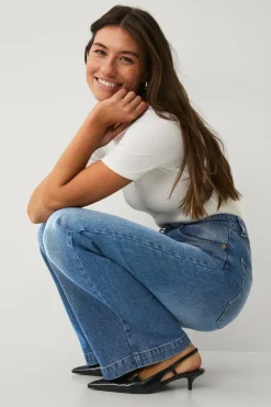 Ellos Collection Utsvingte jeans Utsvingte med høy midje