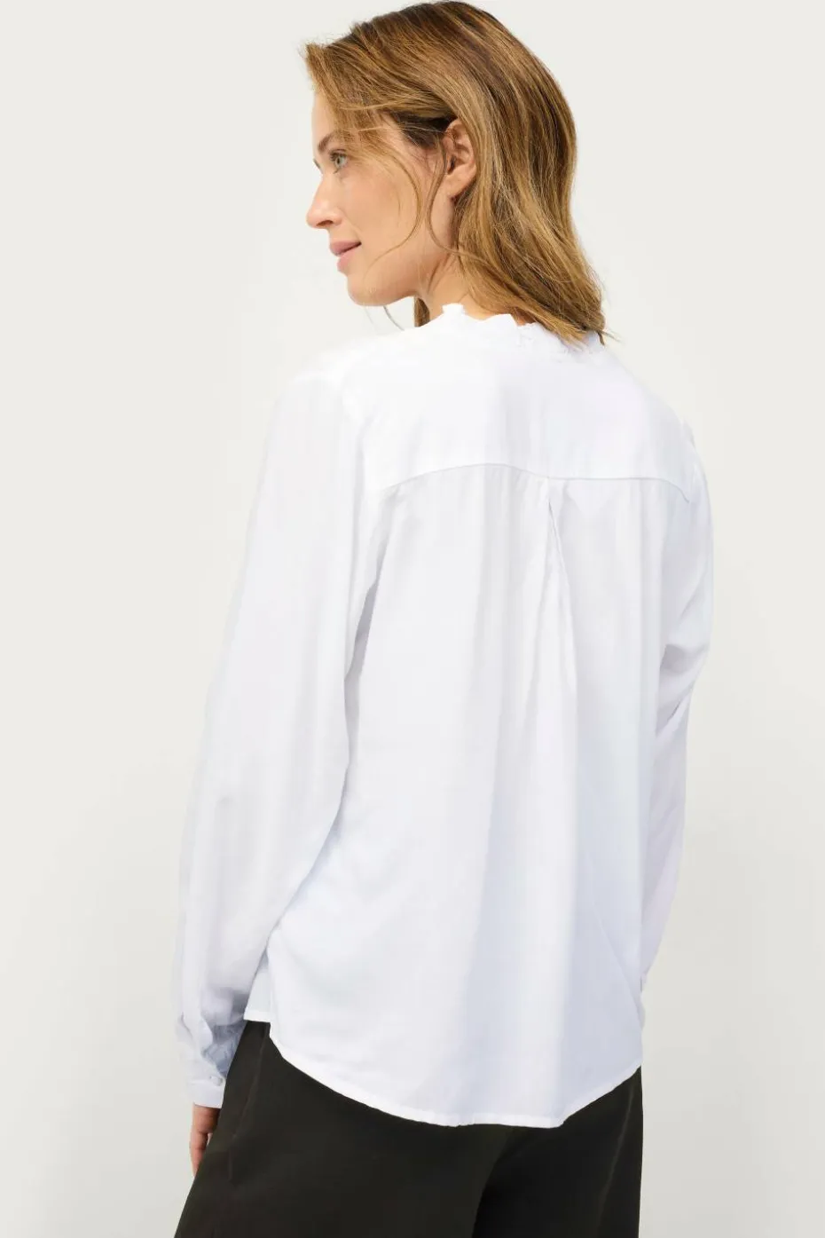 Ellos Collection Viskosebluse med volangedetaljer