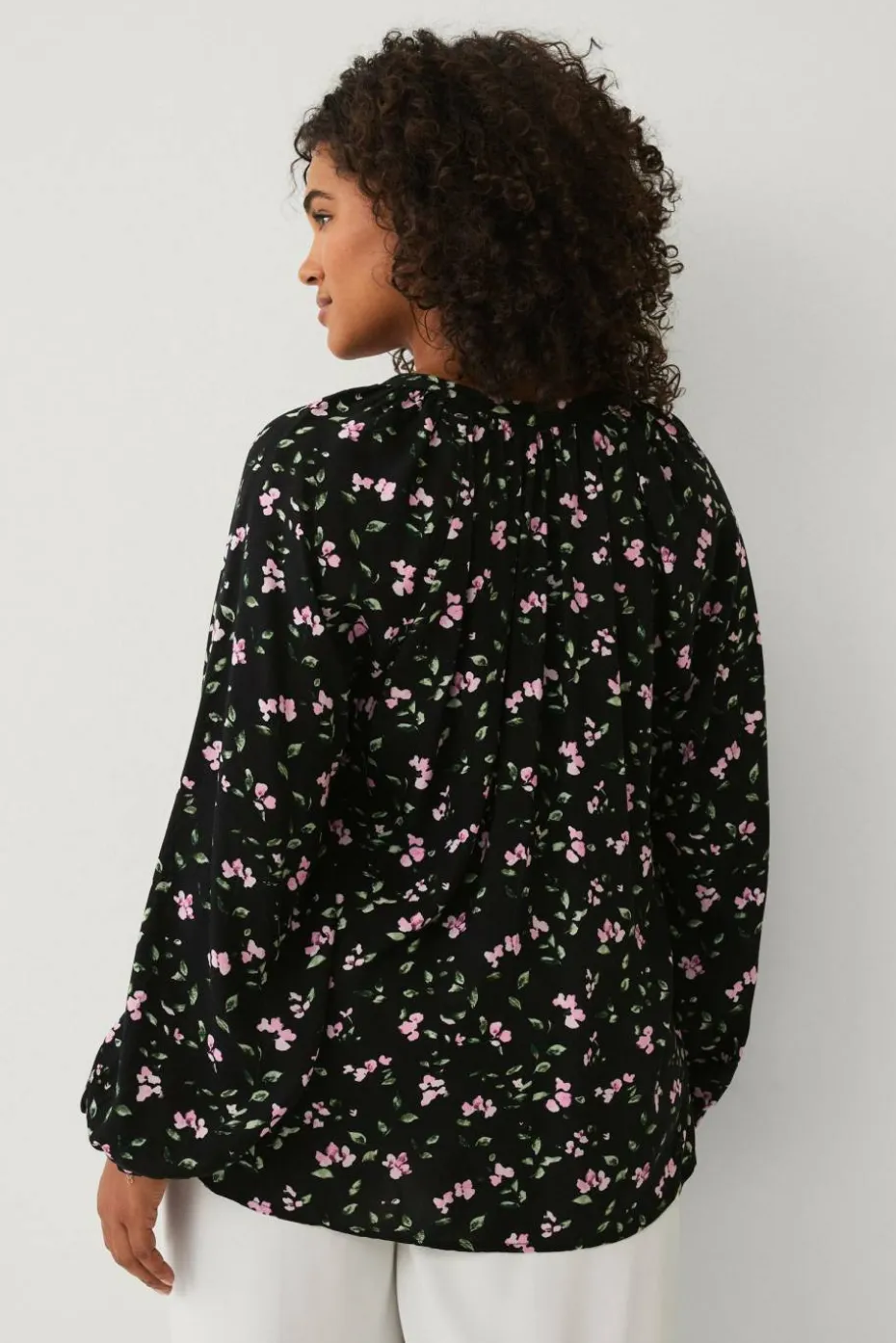 Ellos Plus collection Bluse med puffermer