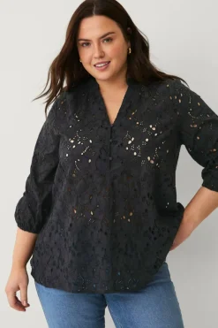 Ellos Plus collection Bluse med hullbroderi