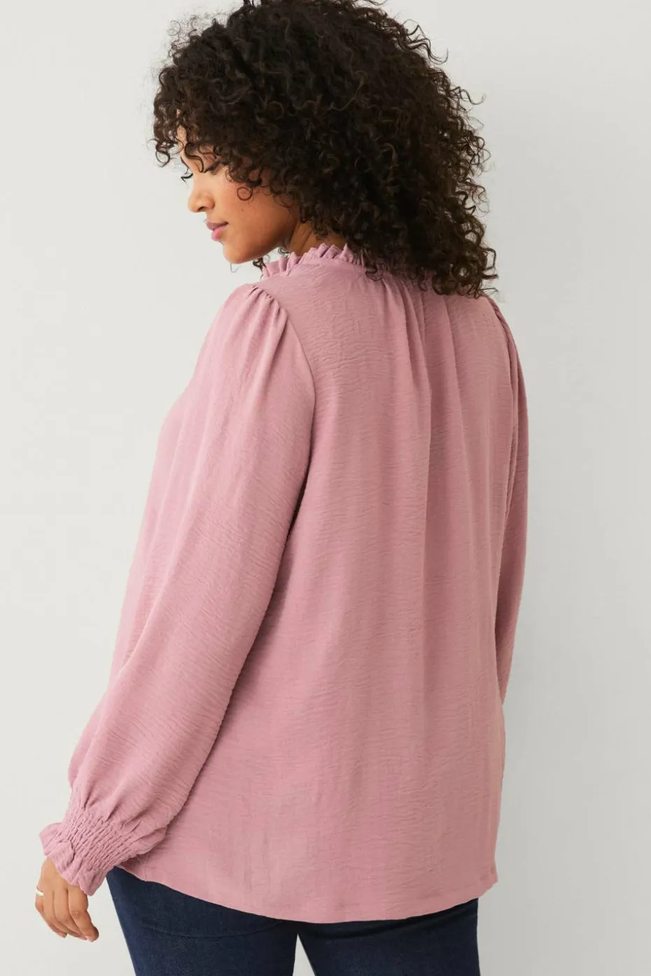 Ellos Plus collection Bluse med v-formet utringning