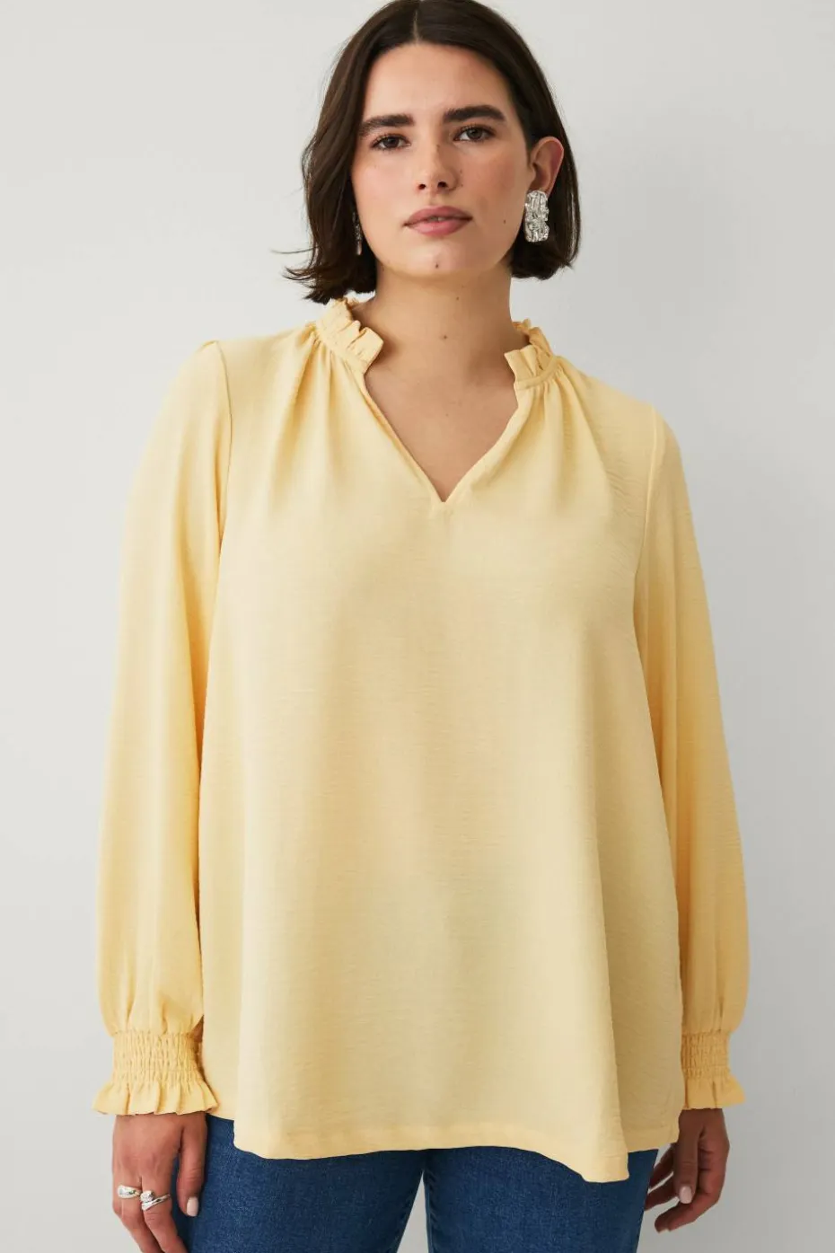 Ellos Plus collection Bluse med v-formet utringning