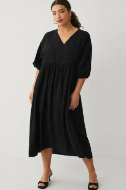 Ellos Plus collection Kjole med v-hals