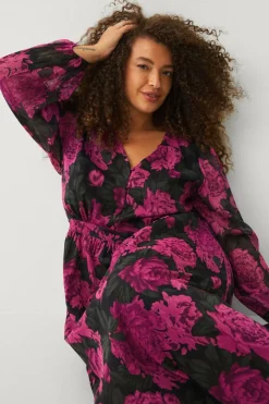 Ellos Plus collection Kjole i chiffon med bobleerme