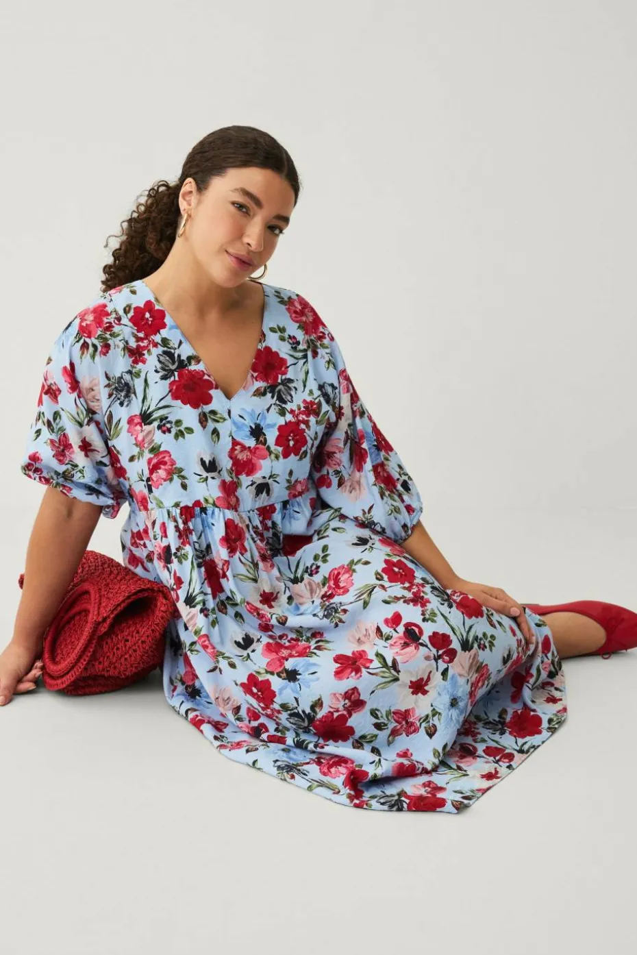 Ellos Plus collection Kjole med v-hals