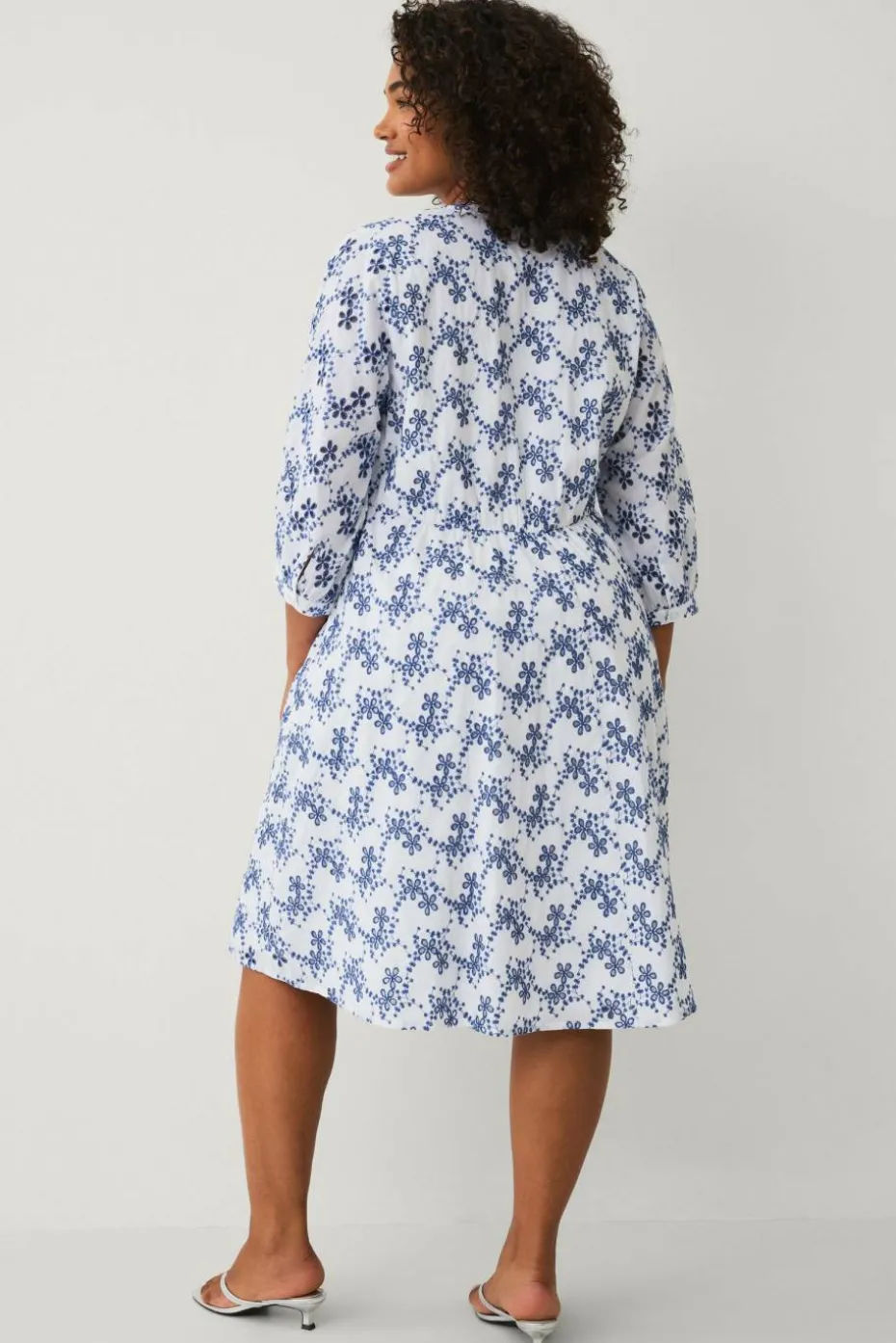 Ellos Plus collection Kjole med broderie anglaise