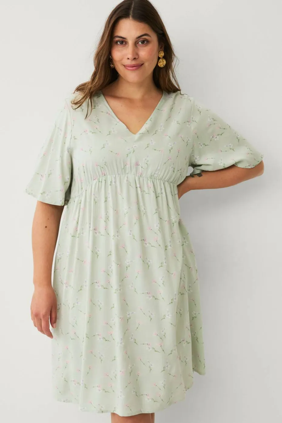 Ellos Plus collection Kjole med cut-off
