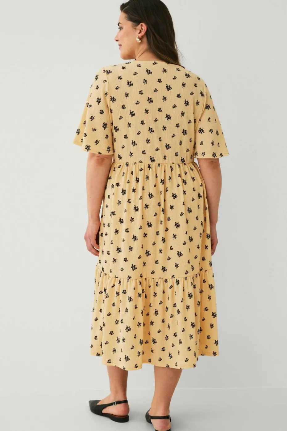 Ellos Plus collection Kjole med volanger