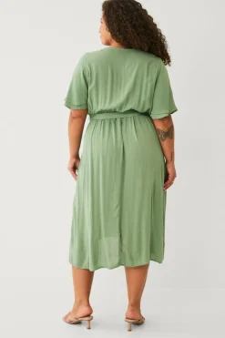 Ellos Plus collection Kjole med korte ermer