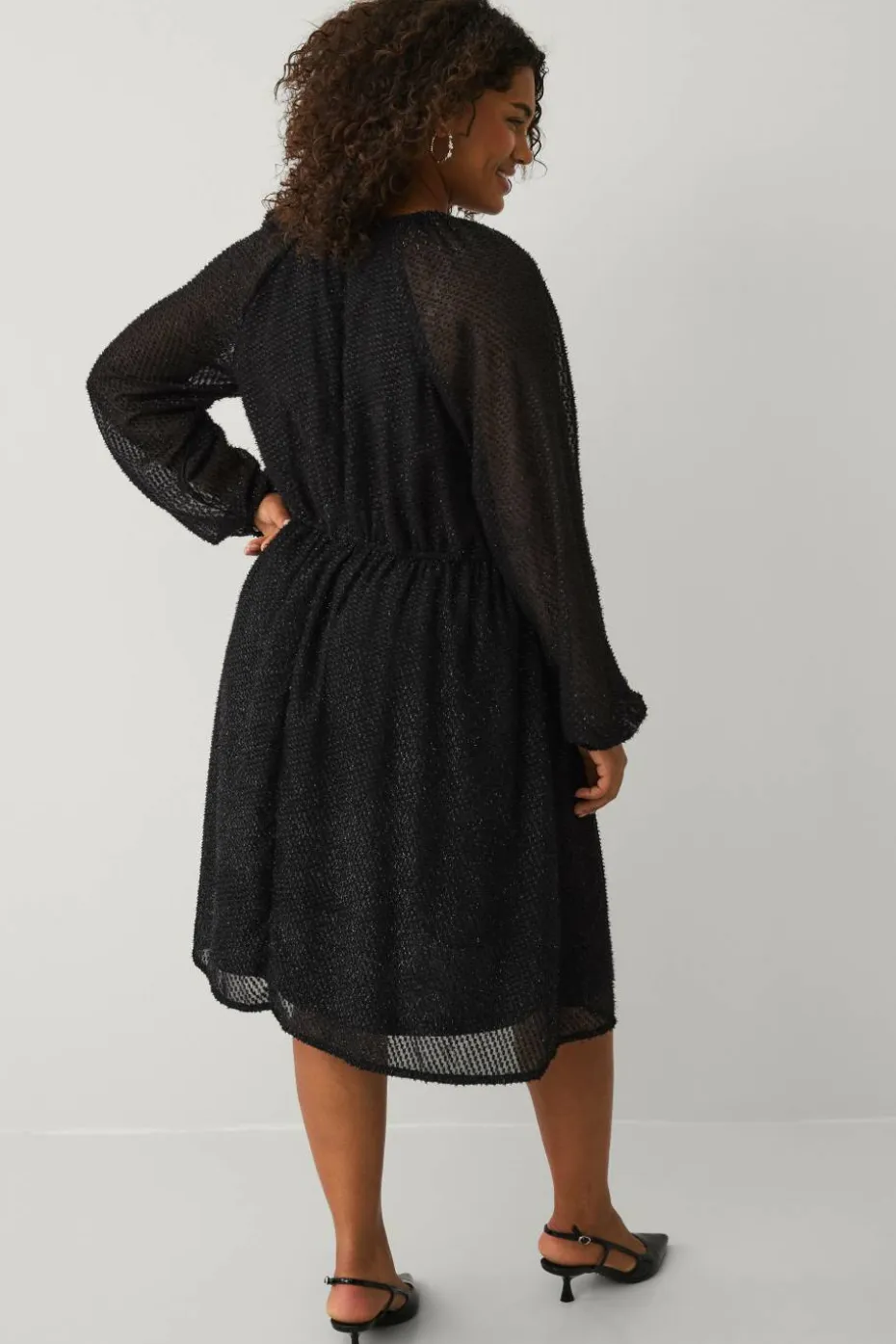 Ellos Plus collection Kjole med en v-hals