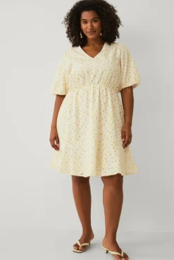 Ellos Plus collection Kjole med brodert mønster