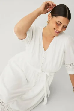 Ellos Plus collection Maxikjole med blondedetaljer