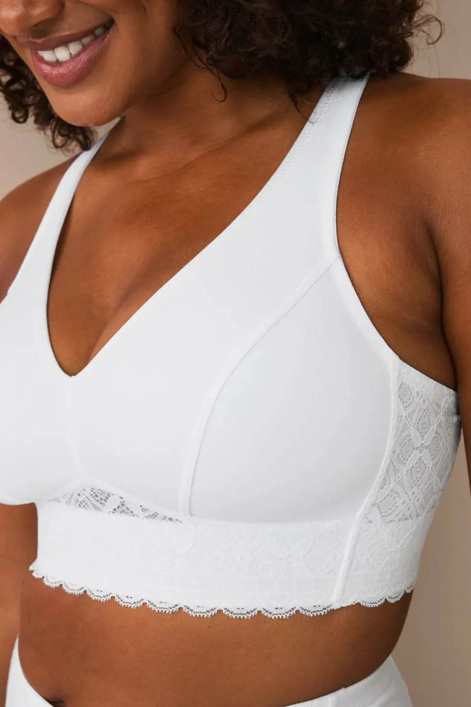 Ellos Plus collection Myk BH med blondedetaljer