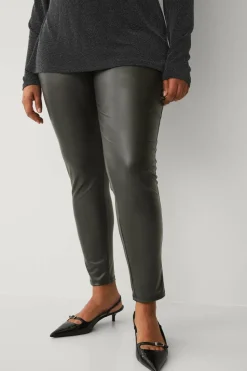 Ellos Plus collection PU-leggings med høy midje