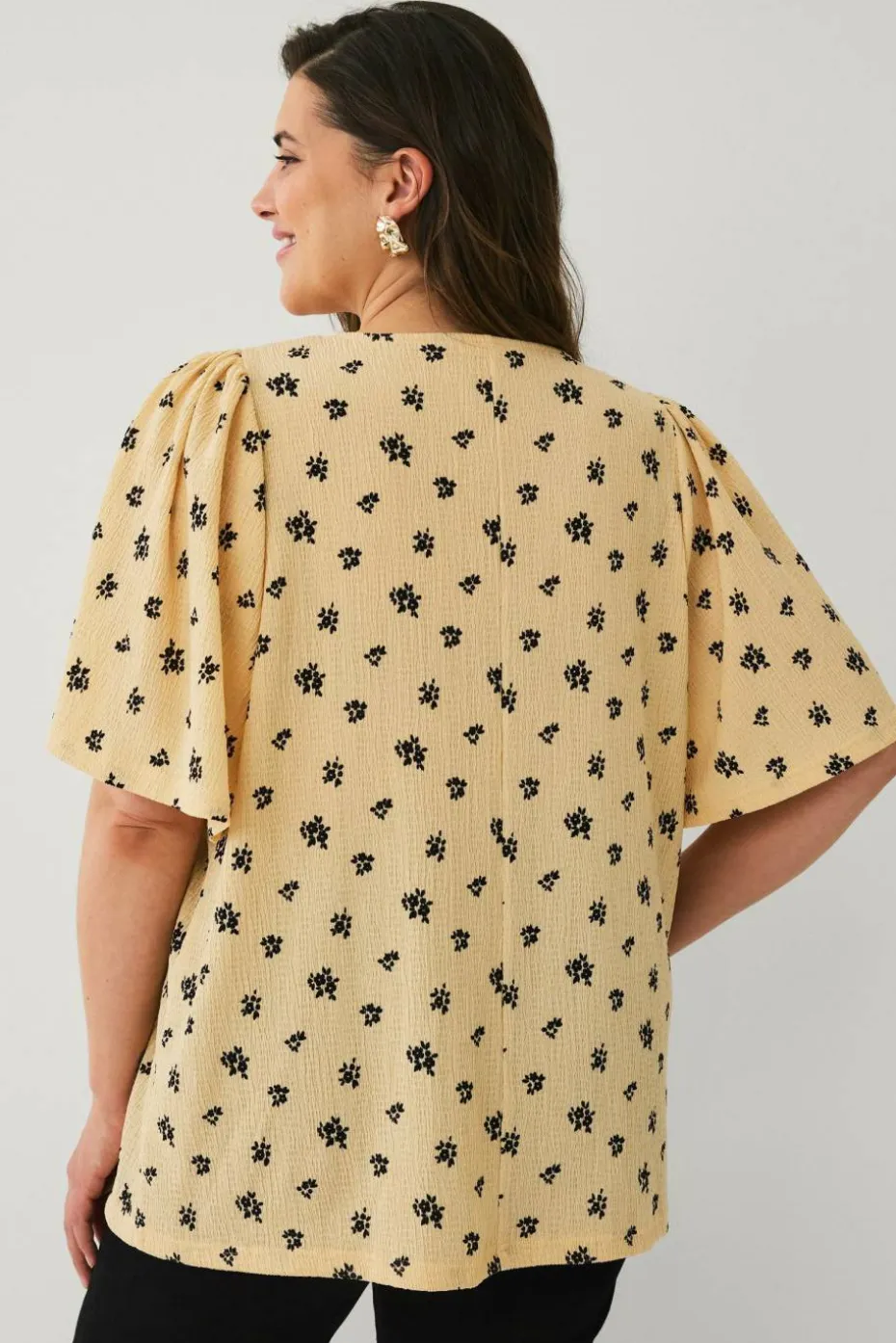 Ellos Plus collection Topp med draperte volangermer