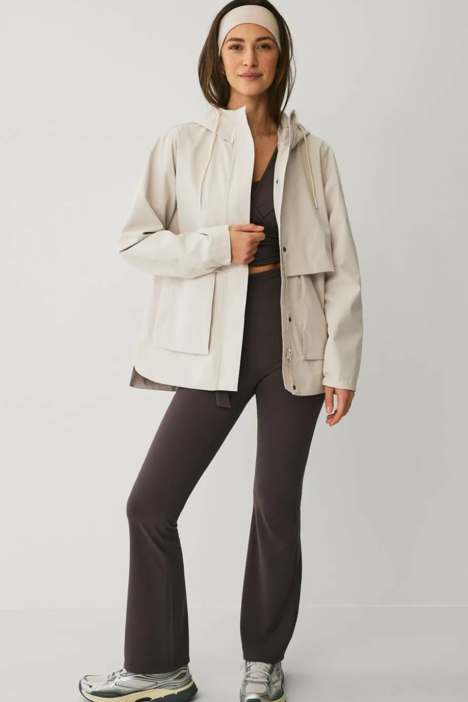 Ellos STUDIO Jakke WR Short Jacket W Hood