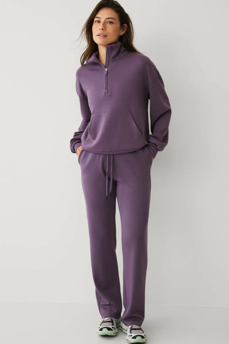 Ellos STUDIO Sweatpants Tech Sweatpants Straight