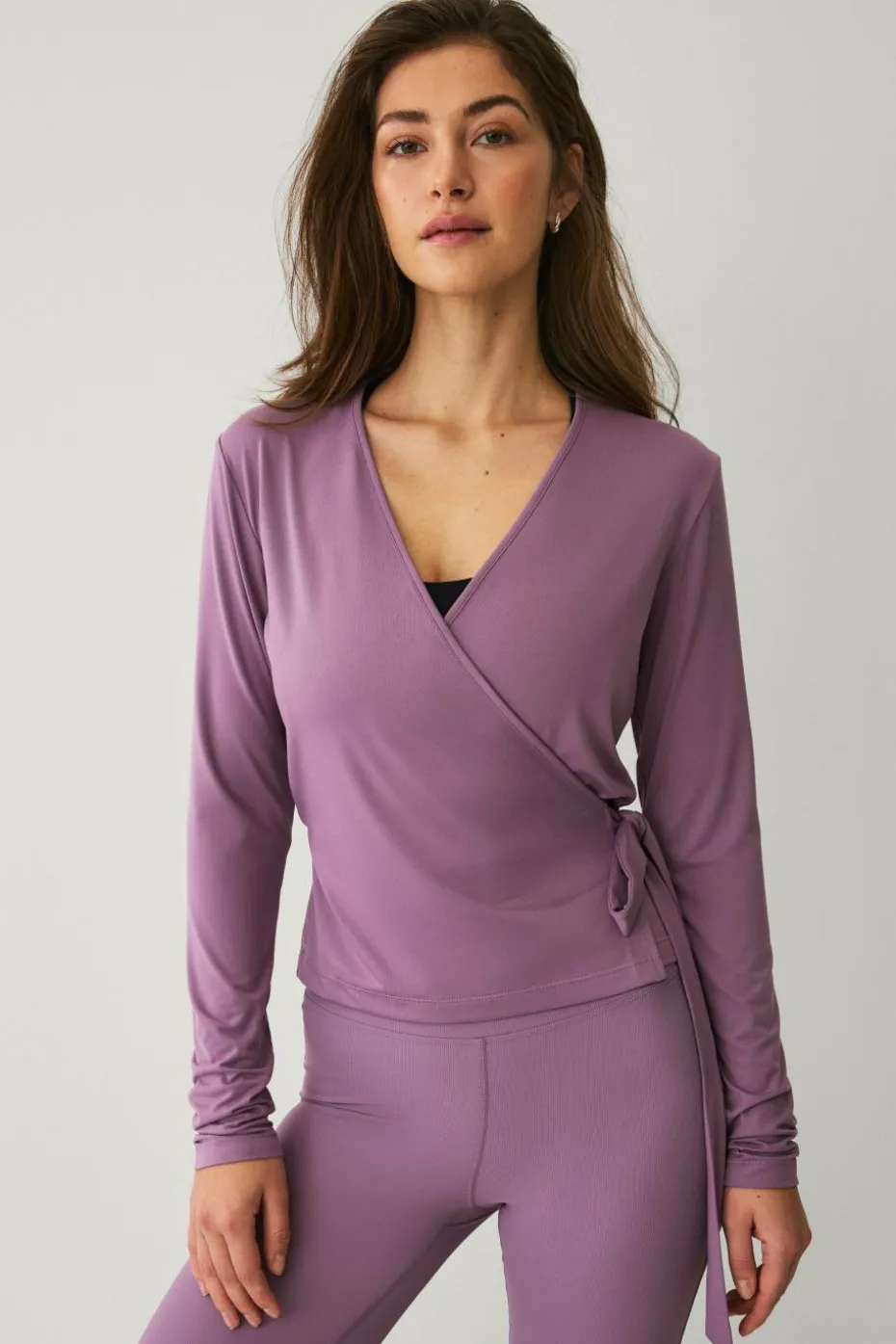 Ellos STUDIO Treningstopp Wrap Top Soft