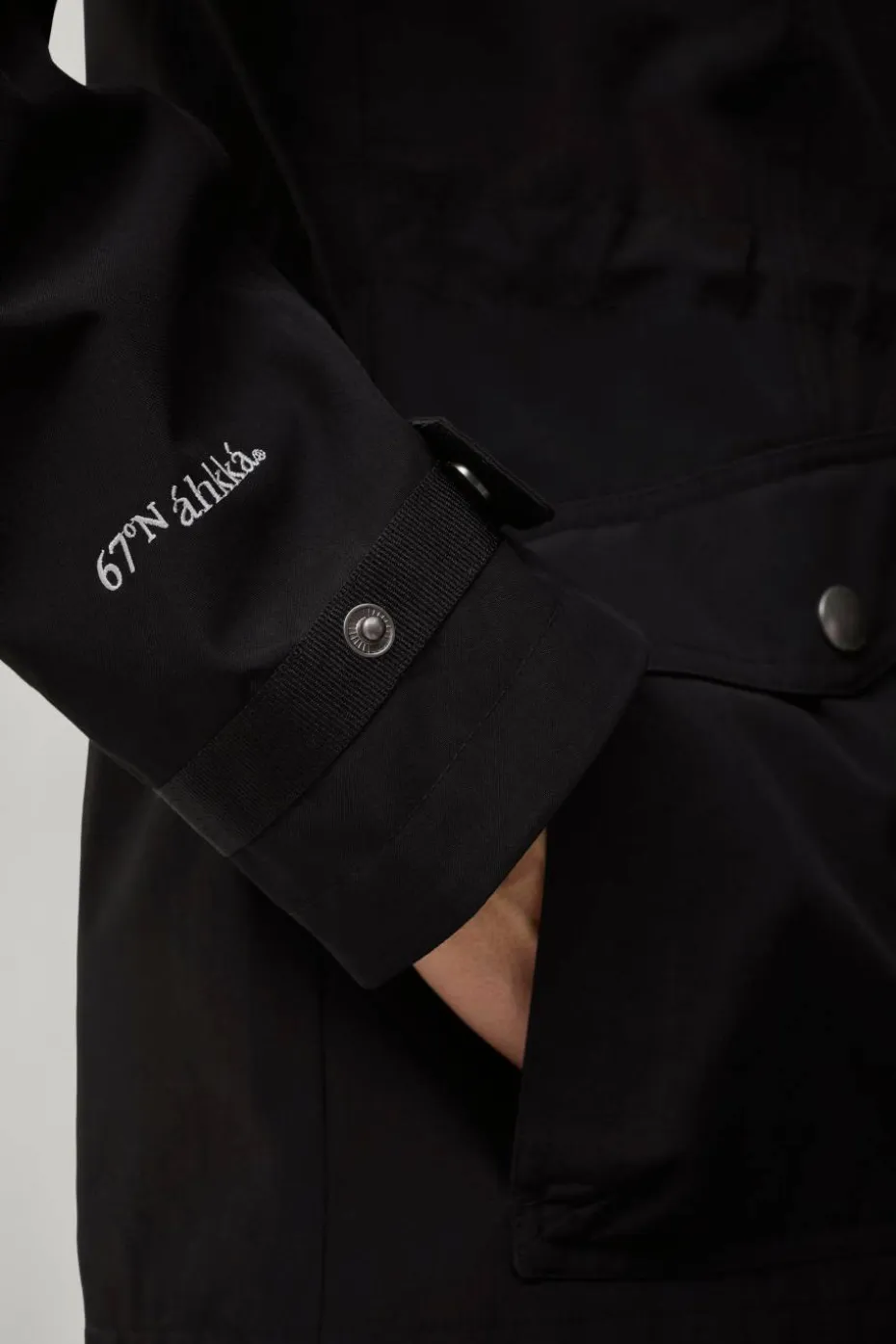 Áhkká Jakke Jacket With Hood W