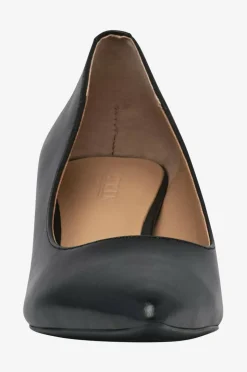 Lauren Ralph Lauren Pumps Closed Toe