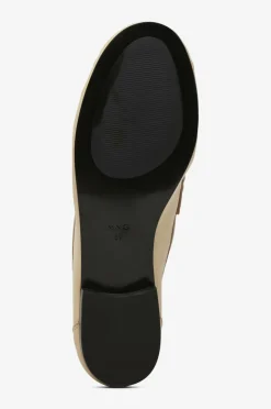 Mango Loafers Isi
