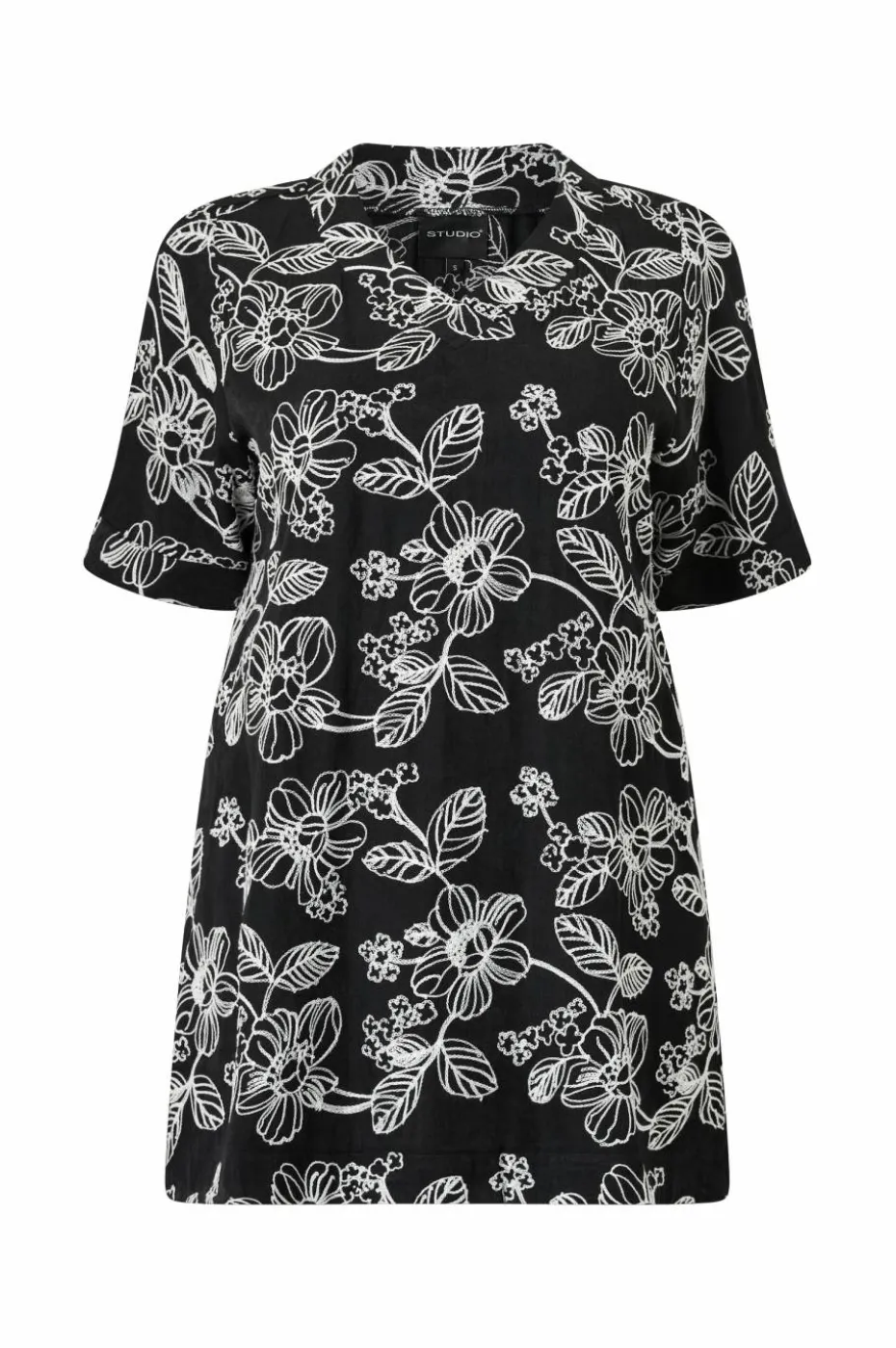 Studio Tunika sKira Shirt