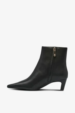 Tommy Hilfiger Boots TH Square Toe Kitten Bootie