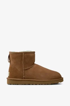 UGG Boots Classic Mini II
