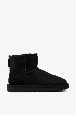 UGG Boots Classic Mini II