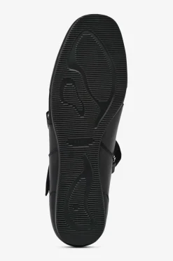Vagabond Ballerinasko Hillary
