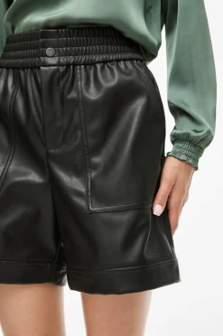 Vila Shorts viMiriam HW